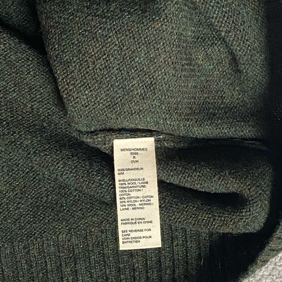 Men’s Medium Green Woolrich Pull Over Wool Sweater With Arm Pads - NWOT - Picture 5 of 6